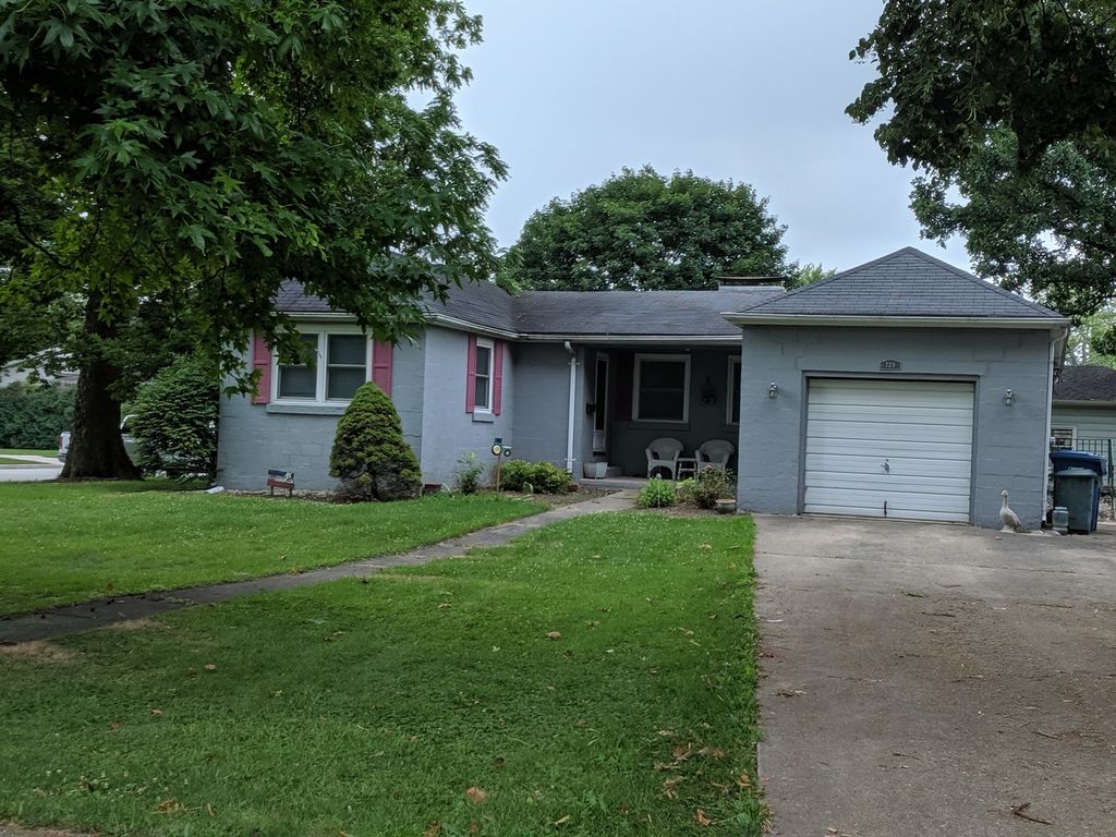 729 S 4th St, Watseka, IL 60970 Trulia