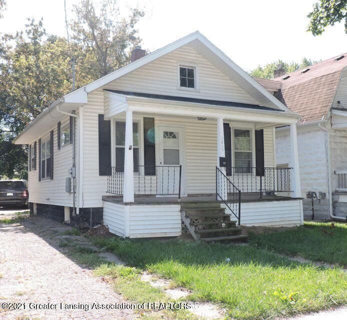 1217 Alsdorf St, Lansing, MI 48910
