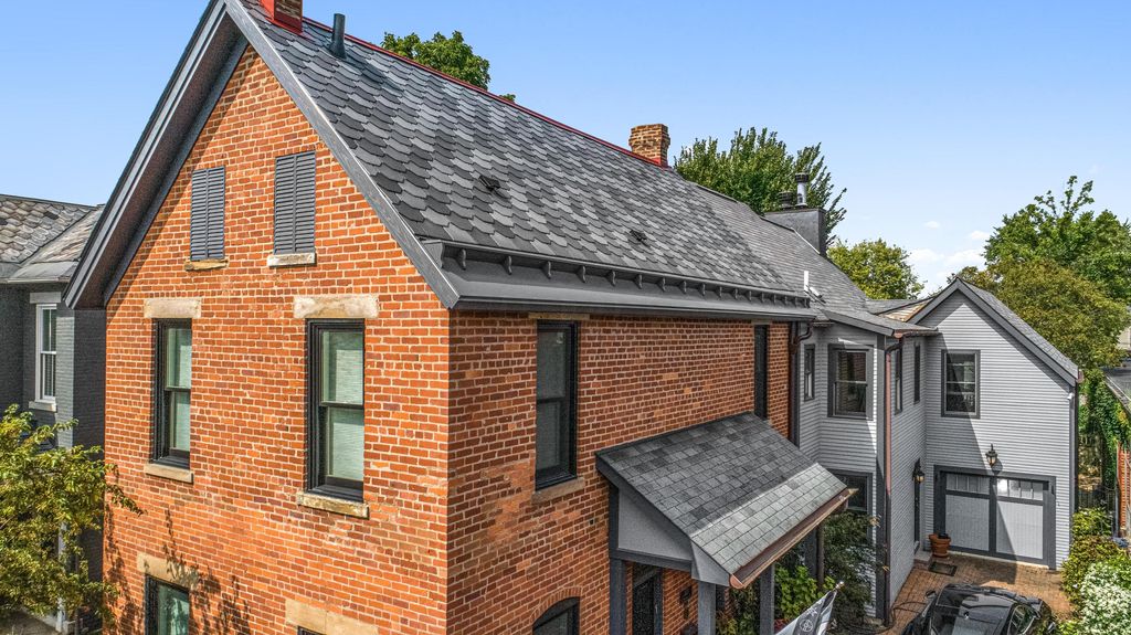 220 E Sycamore St, Columbus, OH 43206