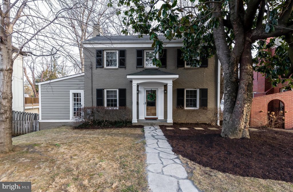5319 Glenwood Rd, Bethesda, MD 20814