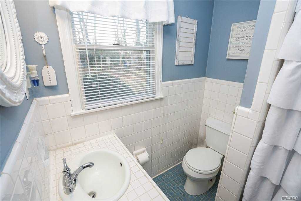 22 Oakfield Rd, Saint James, NY 11780 3 Bed, 2 Bath SingleFamily