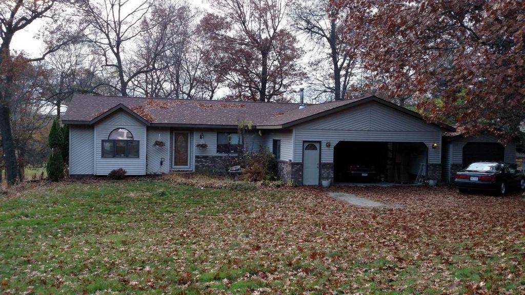 5808 Country Club Rd, Houston, MN 55943