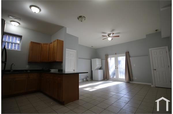 3106 W Arthington St #G, Chicago, IL 60612