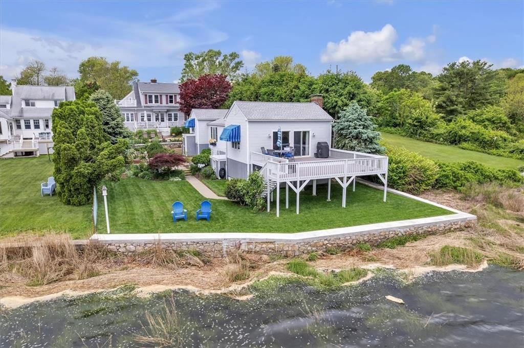 376 Parkside Dr, Warwick, RI 02888