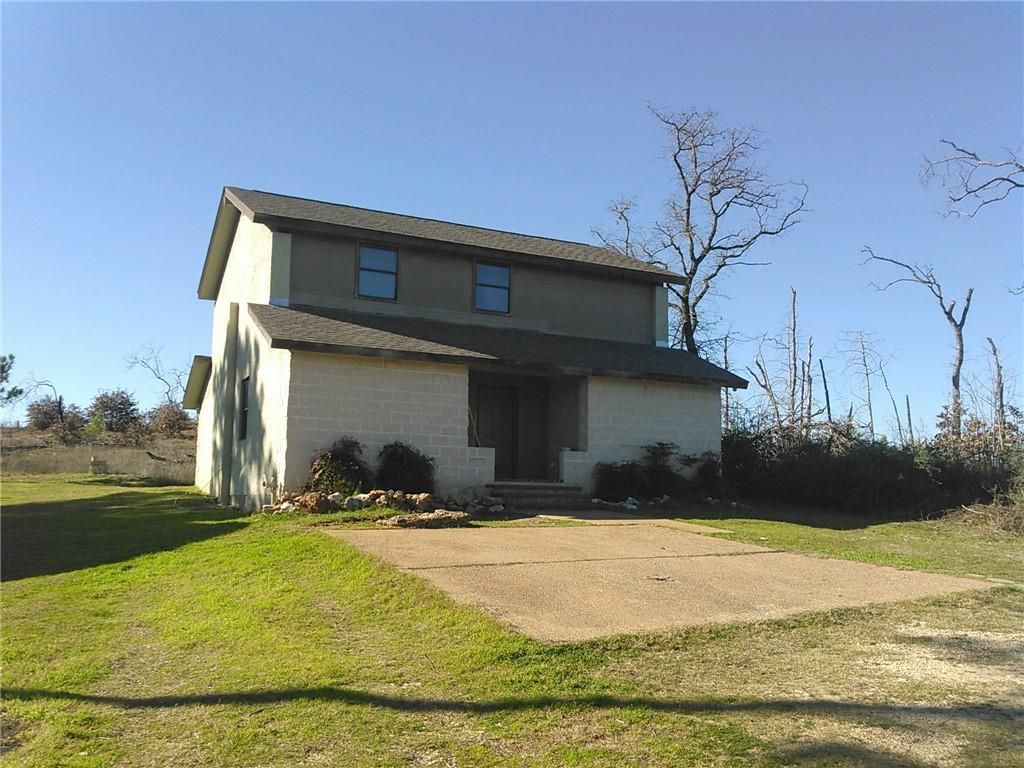 136 Pine Hill Loop #E, Bastrop, TX 78602