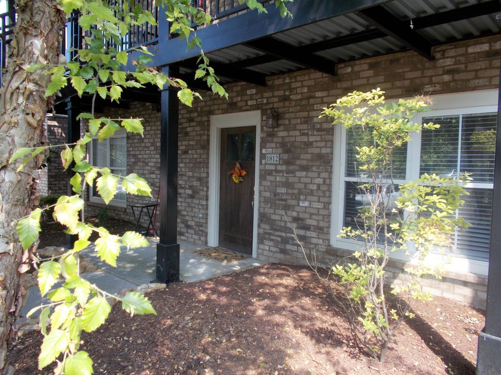 1101 Tree Top Way #1812, Knoxville, TN 37920