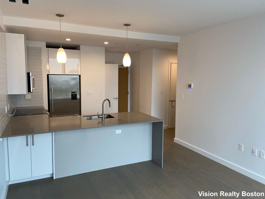 88 Wareham St #605, Boston, MA 02118