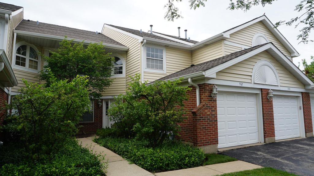 967 W Happfield Dr, Arlington Heights, IL 60004