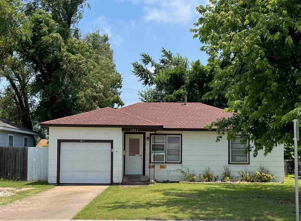 1001 N Ash St, Ponca City, OK 74601 Trulia