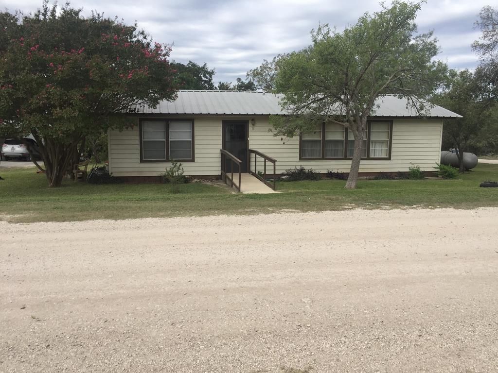 75 N Broadway St, Barksdale, TX 78828 Trulia