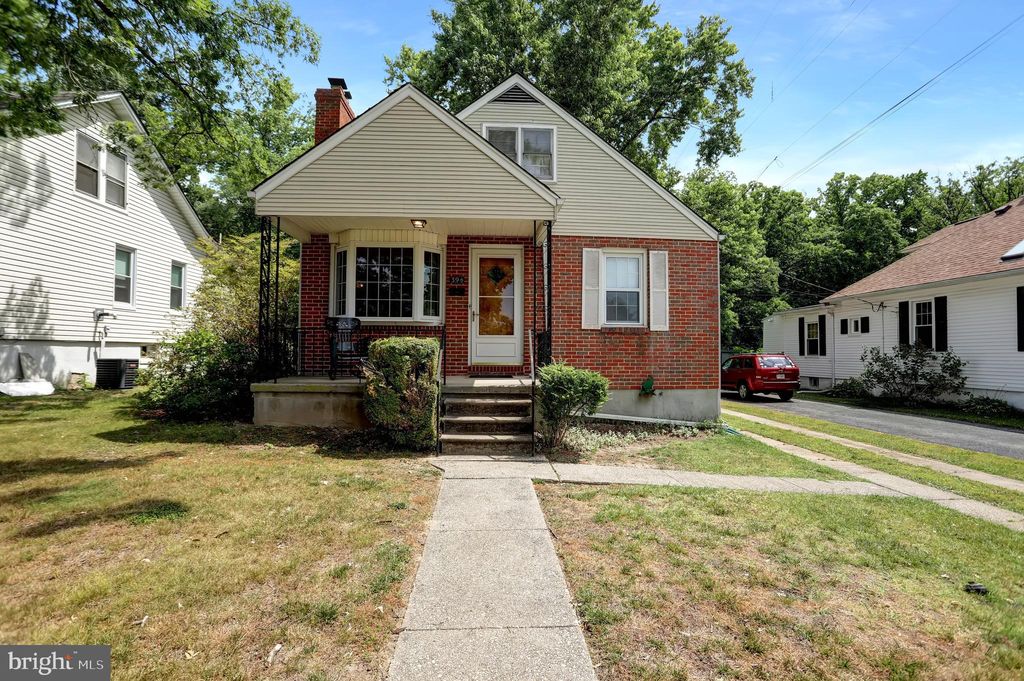 39 Greenwood Ave, Baltimore, MD 21206