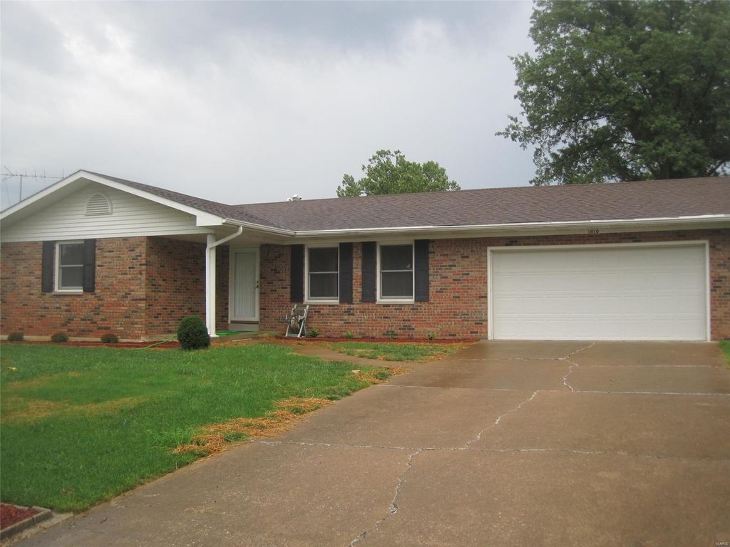 1010 Circle Dr, Red Bud, IL 62278 Trulia