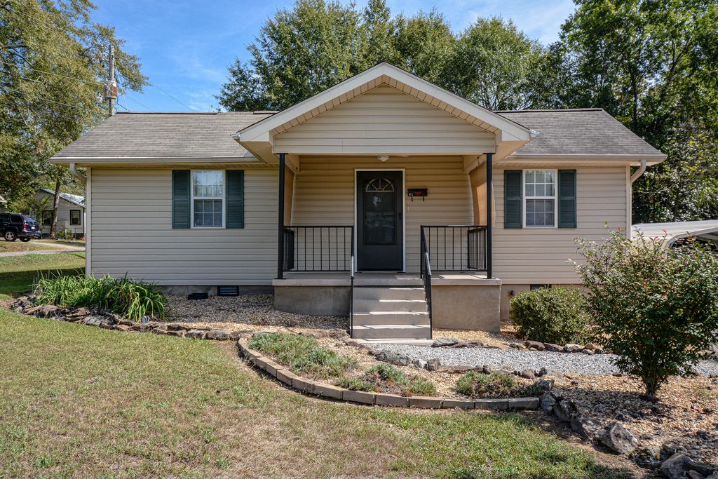 111 12th Ave, Alexander City, AL 35010 Trulia