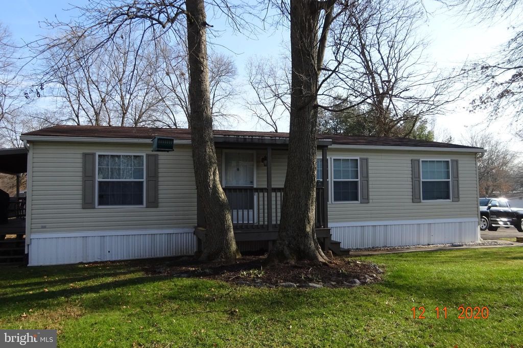 219 Shippensburg Mobile Est, Shippensburg, PA 17257 - 3 Bed, 2 Bath
