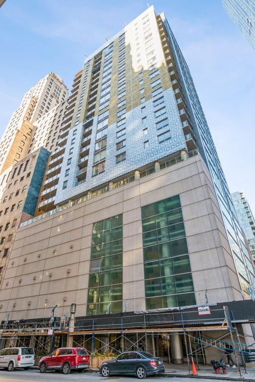 160 E Illinois St #2403, Chicago, IL 60611