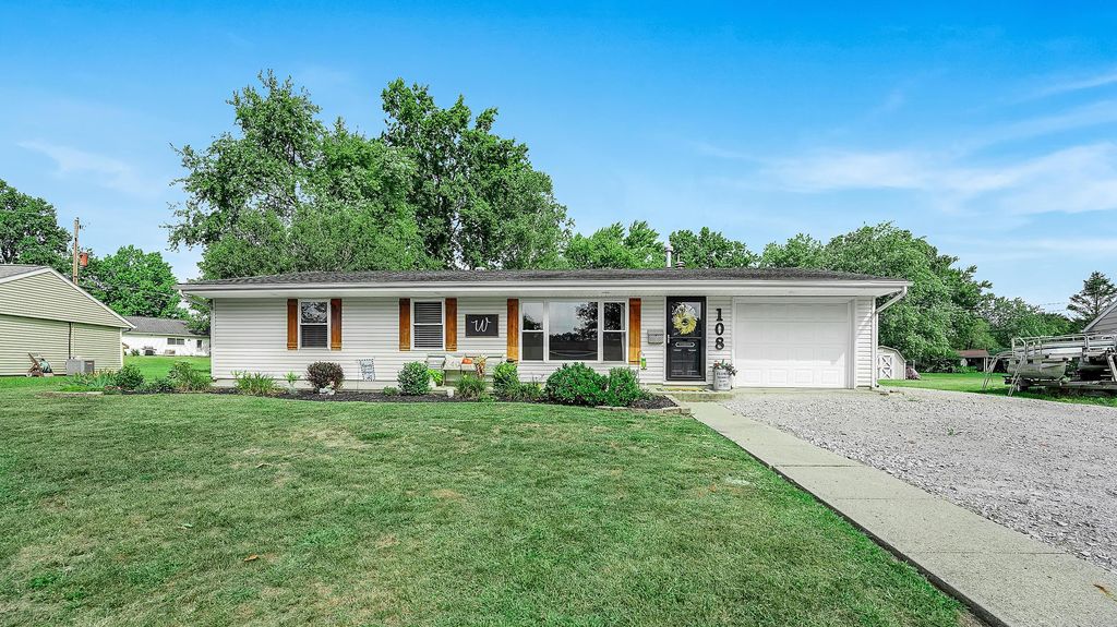 108 Circle Dr, Baltimore, OH 43105