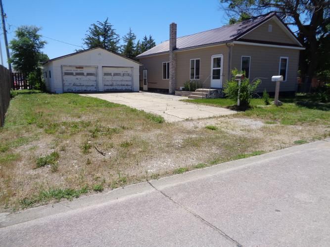 105 W B St, Valentine, NE 69201 Trulia