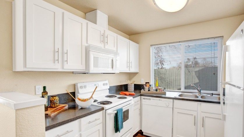 2550 Duportail St, Richland, WA 99352