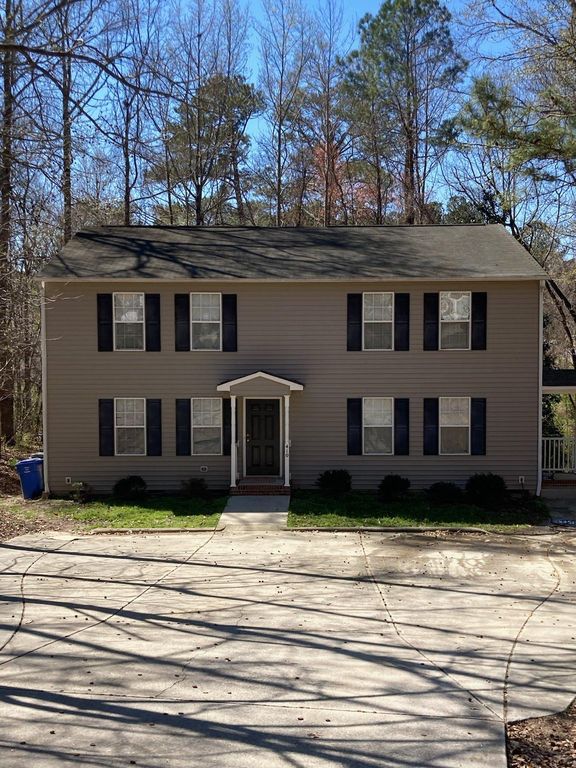 410 Creekway Dr, Fuquay Varina, NC 27526