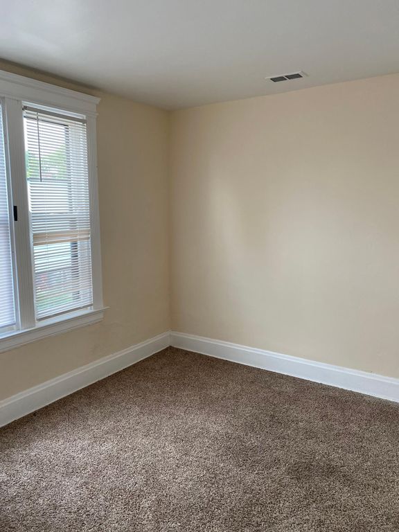 2421 Fairview Ave, Cincinnati, OH 45219