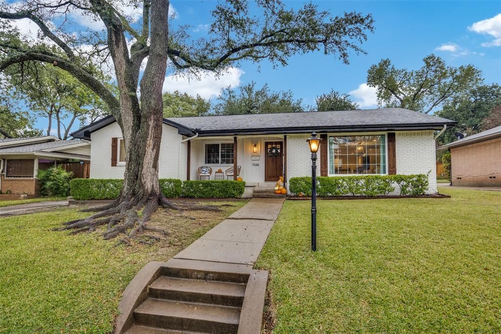 7048 Freemont St, Dallas, TX 75231
