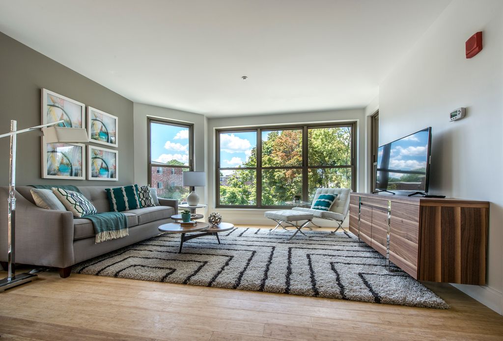 40 Malvern St, Allston, MA 02134