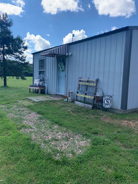 28 Lost Valley Rd, Greenbrier, AR 72058