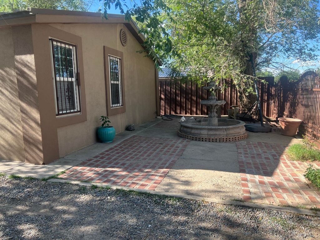 2015 Nancy St SW, Albuquerque, NM 87105 See Estimated Value
