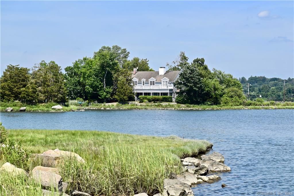 30 Edgewater Hillside, Westport, CT 06880