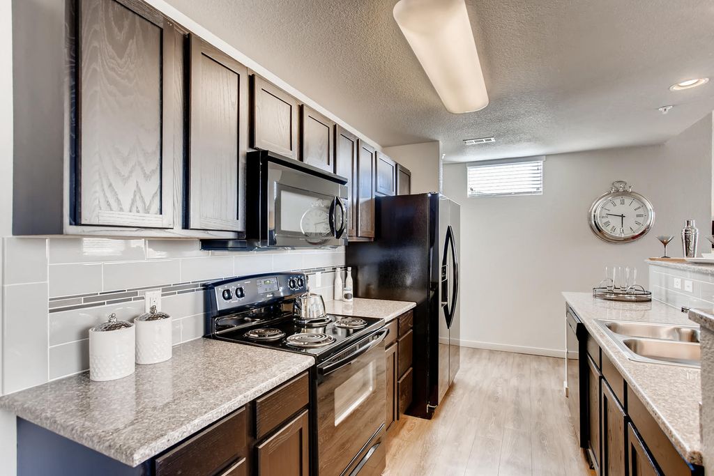 3301 Abbey Rd, Evans, CO 80620