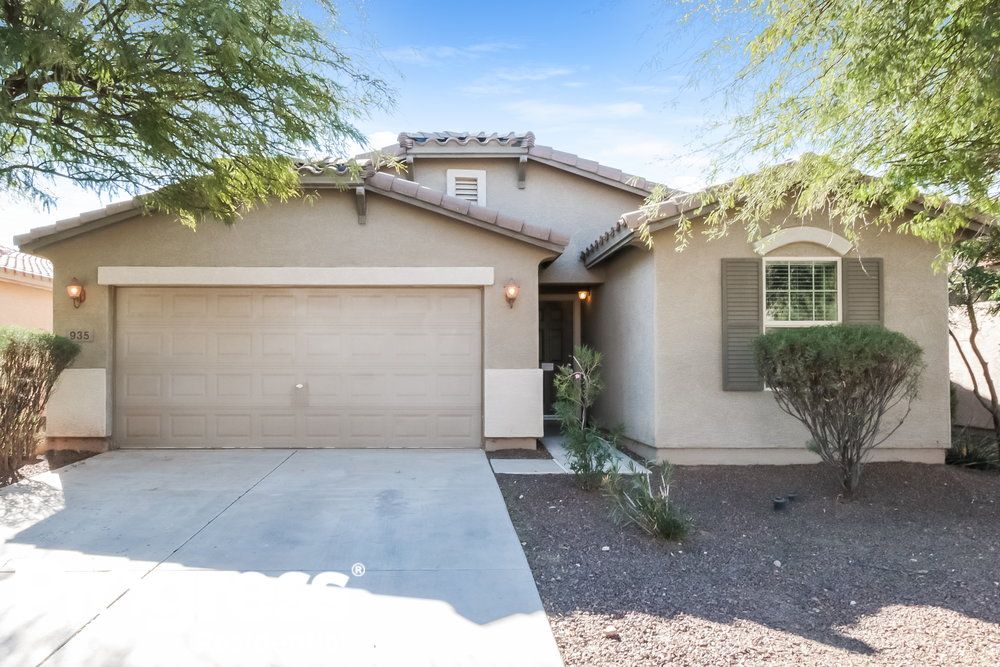935 E Kelsi Ave, San Tan Valley, AZ 85140
