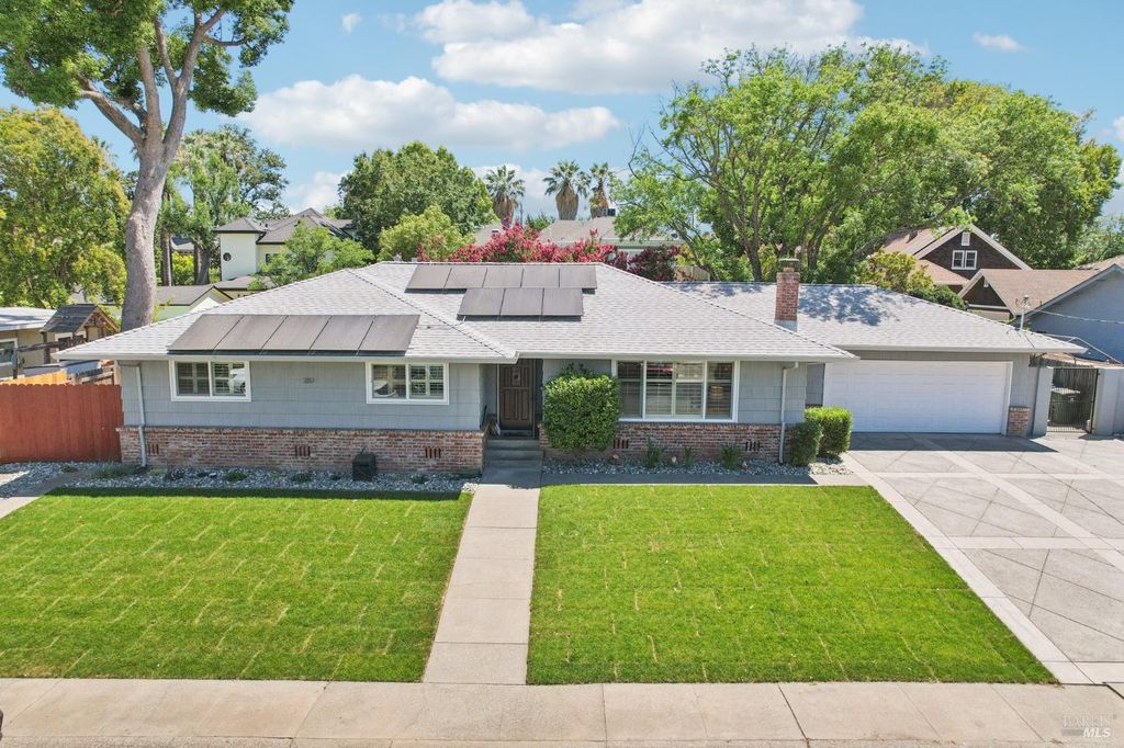 253 W Kendal Street, Vacaville, CA 95688 MLS# 325068749 Trulia