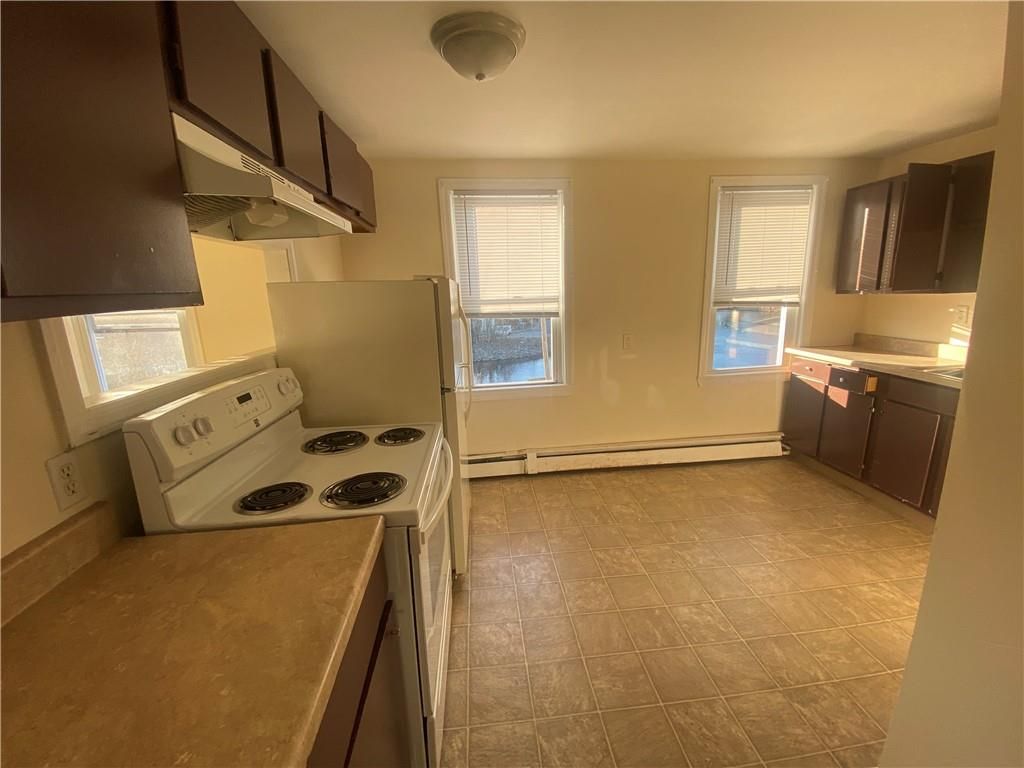 170 River St 2ndFlr 3Bed FreshPaint Laminate DogsOK Prkg Views Woonsocket, RI Trulia