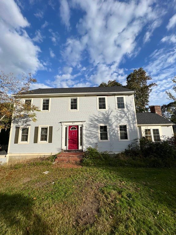 37 Noreast Dr, Bourne, MA 02532