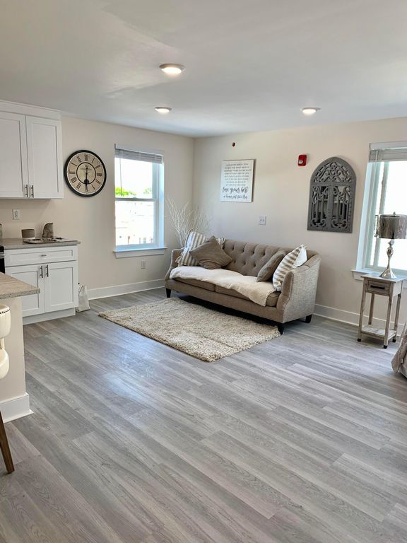 The View At Manyunk Apartments Philadelphia Pa Trulia - Home Decorators Collection Antique Brushed Oak The View At Manyunk Apartments Philadelphia Pa Trulia - Home Decorators Collection Antique Brushed Oak