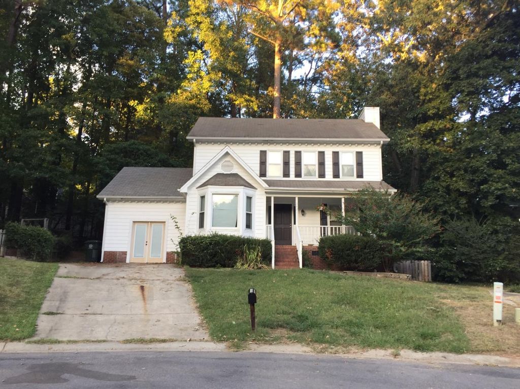 2421 Long And Winding Rd, Raleigh, NC 27603