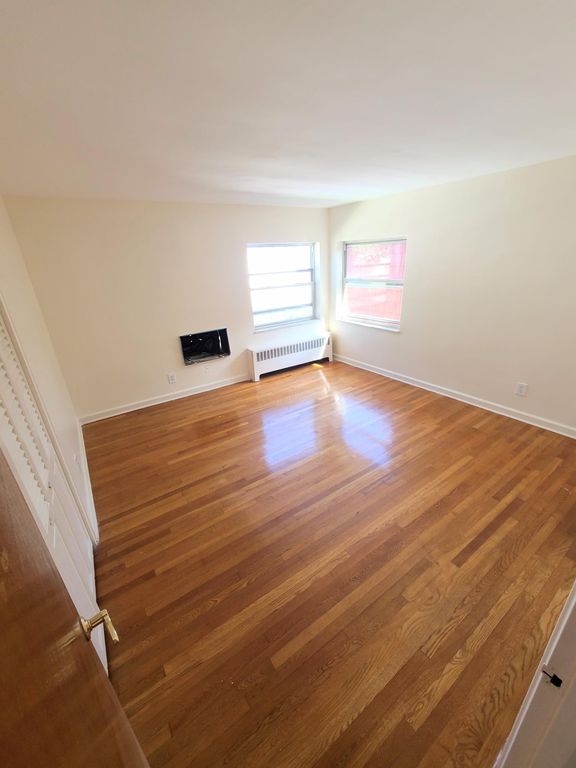 2 Bedroom Apartments For Rent In Country Club Bronx Ny 7 Rentals Trulia