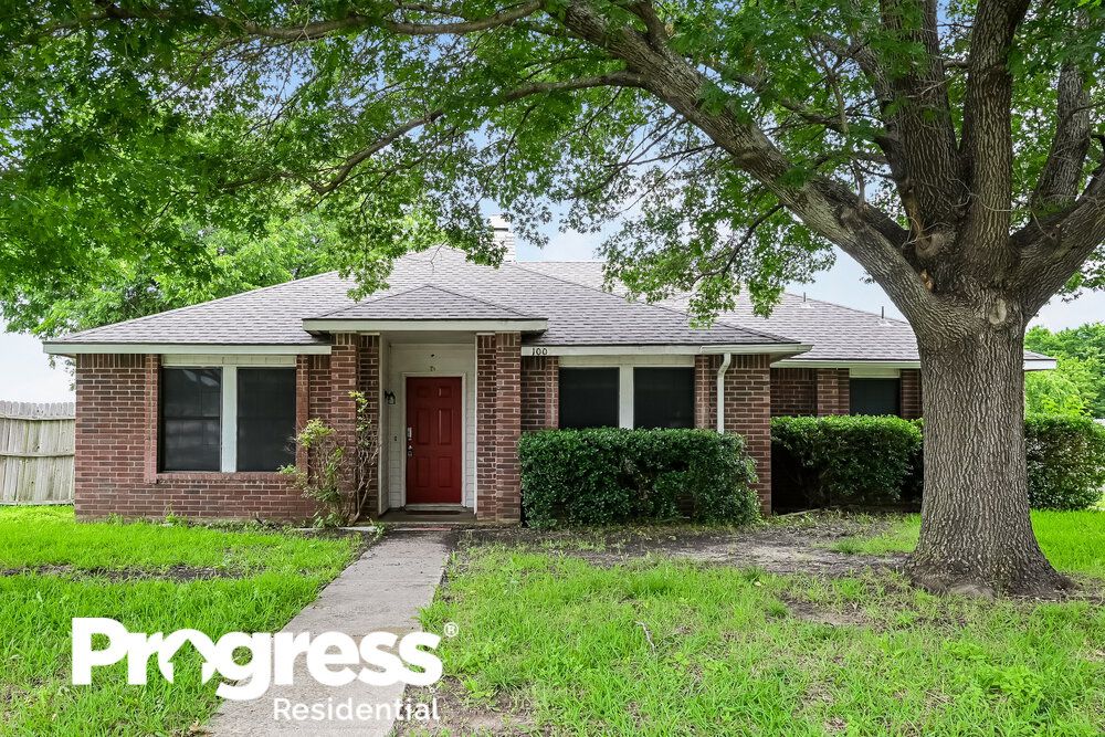 100 Whitewater Trl, Desoto, TX 75115