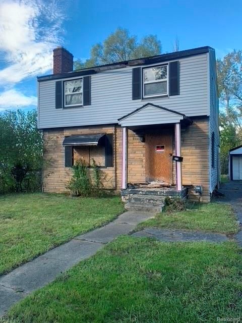 314 W Pierson Rd, Flint, MI 48505