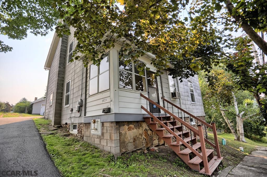 428 S 2nd St, Philipsburg, PA 16866
