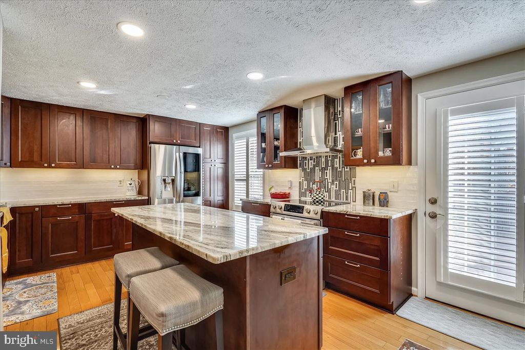 43976 Bonlee Sq, Ashburn, VA 20147