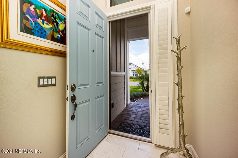 10910 Aventura Dr, Jacksonville, FL 32256