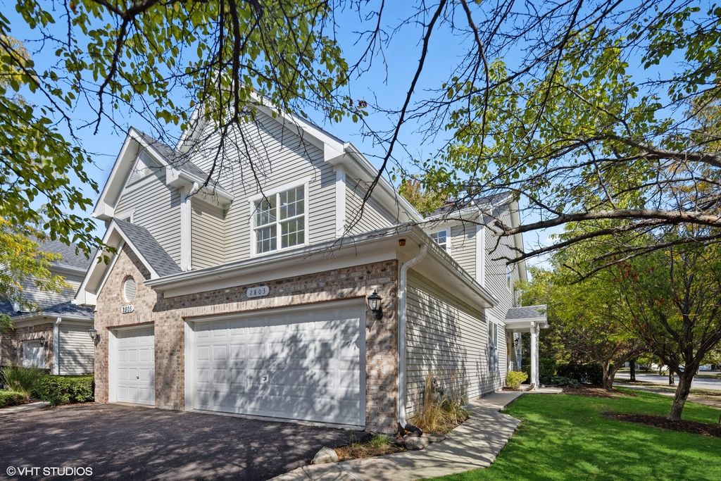2803 Powell Ct, Naperville, IL 60563