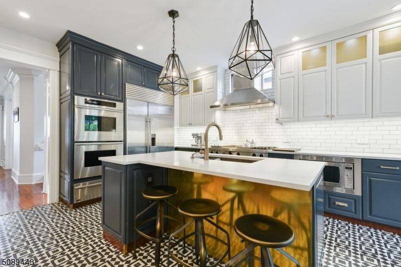 26 Mountain Ave, Summit, NJ 07901