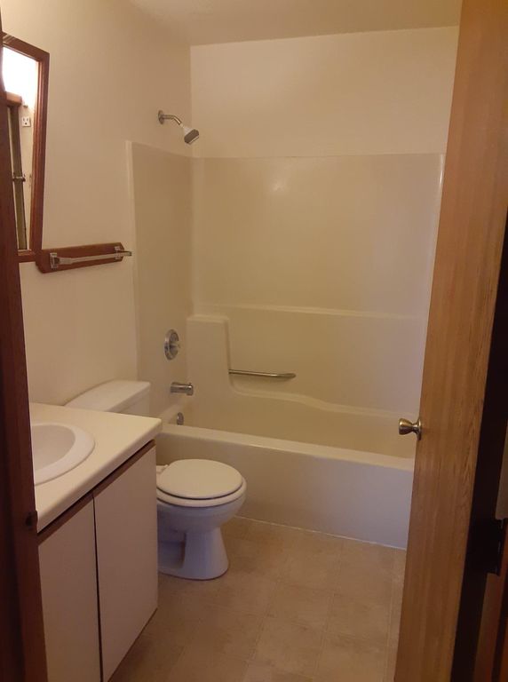 702 Dutchman Dr 7, Chippewa Falls, WI 54729 Trulia