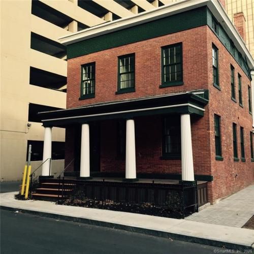 36 Lewis St #D, Hartford, CT 06103