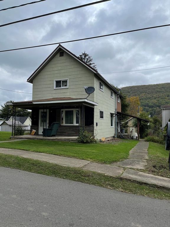 10 Fairview Ave, Galeton, PA 16922
