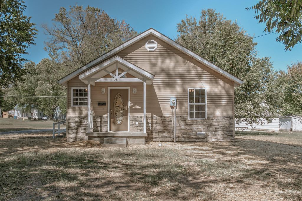 733 Water St, Carthage, MO 64836 Trulia