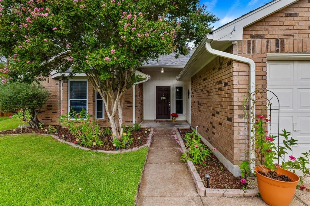 1437 Sedalia Dr, Flower Mound, TX 75028