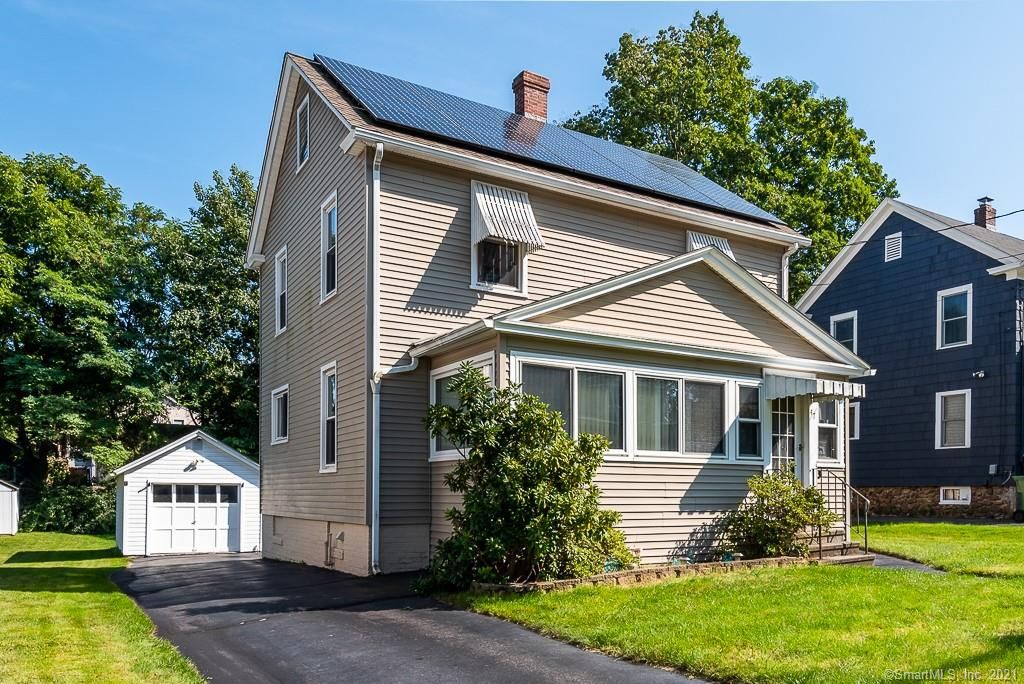 47 Clinton St, Meriden, CT 06450